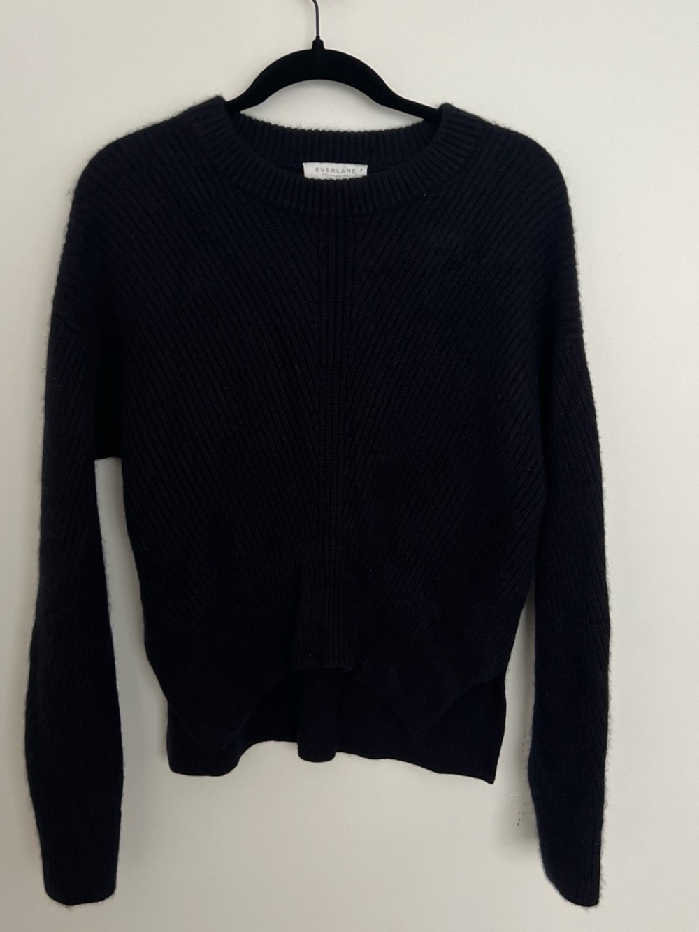 Everlane Black Ribbed Crewneck Cashmere Sweater